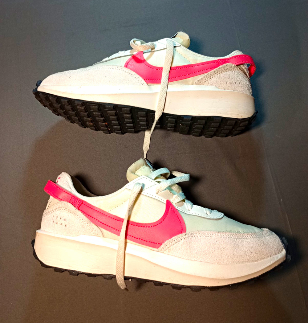 Nike Waffle Debut Sail Aster Pink Low Top Sneakers DH9523-108 women's size 9
